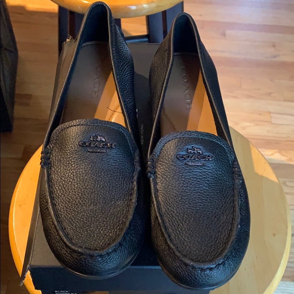 coach shoes ⚠️ LEFT foot 8.5RIGHT foot 9.5 ⚠️